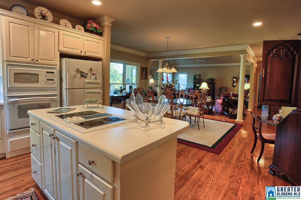 150 PINEVIEW DR, Cropwell, AL 35054