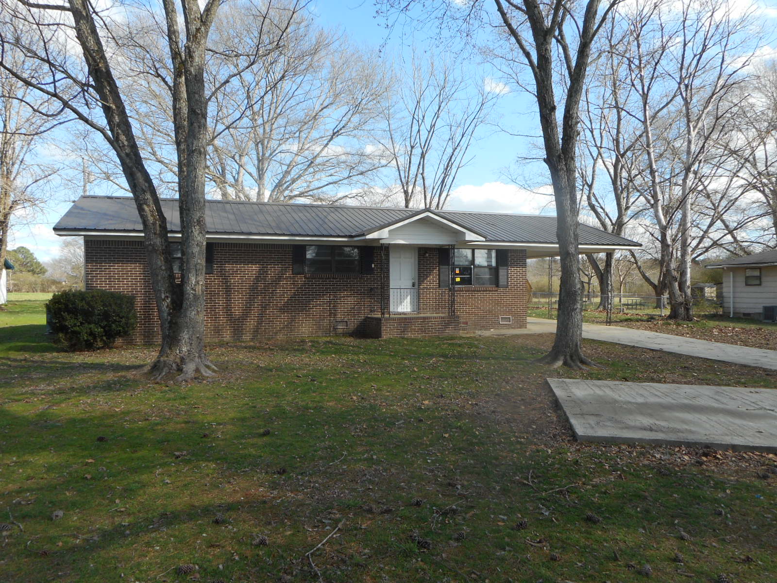 85 COUNTY ROAD 705, Holly Pond, AL 35055