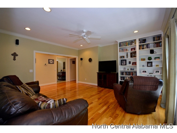 1600 RYAN CREEK RD, Cullman, AL 35055