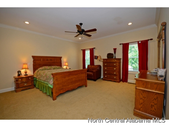 1600 RYAN CREEK RD, Cullman, AL 35055