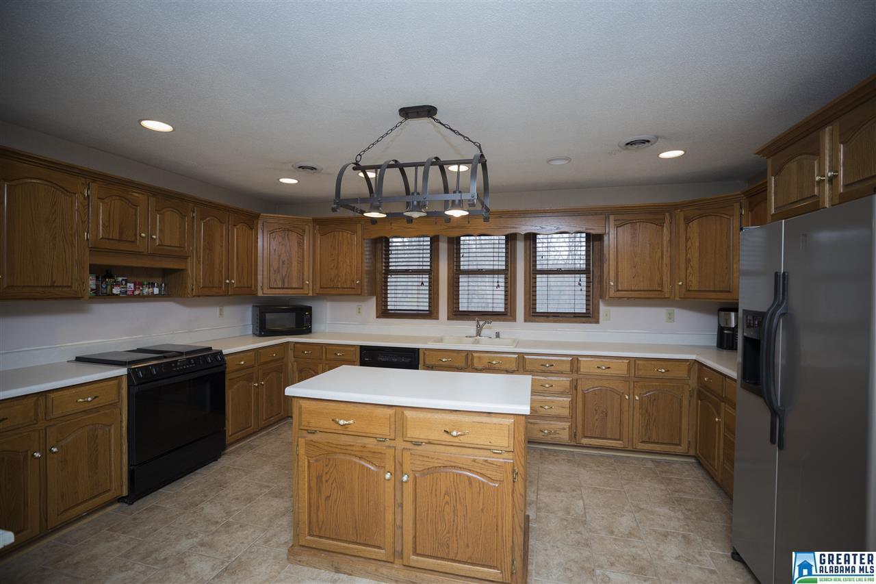 4215 HUMBER RD, Dora, AL 35062