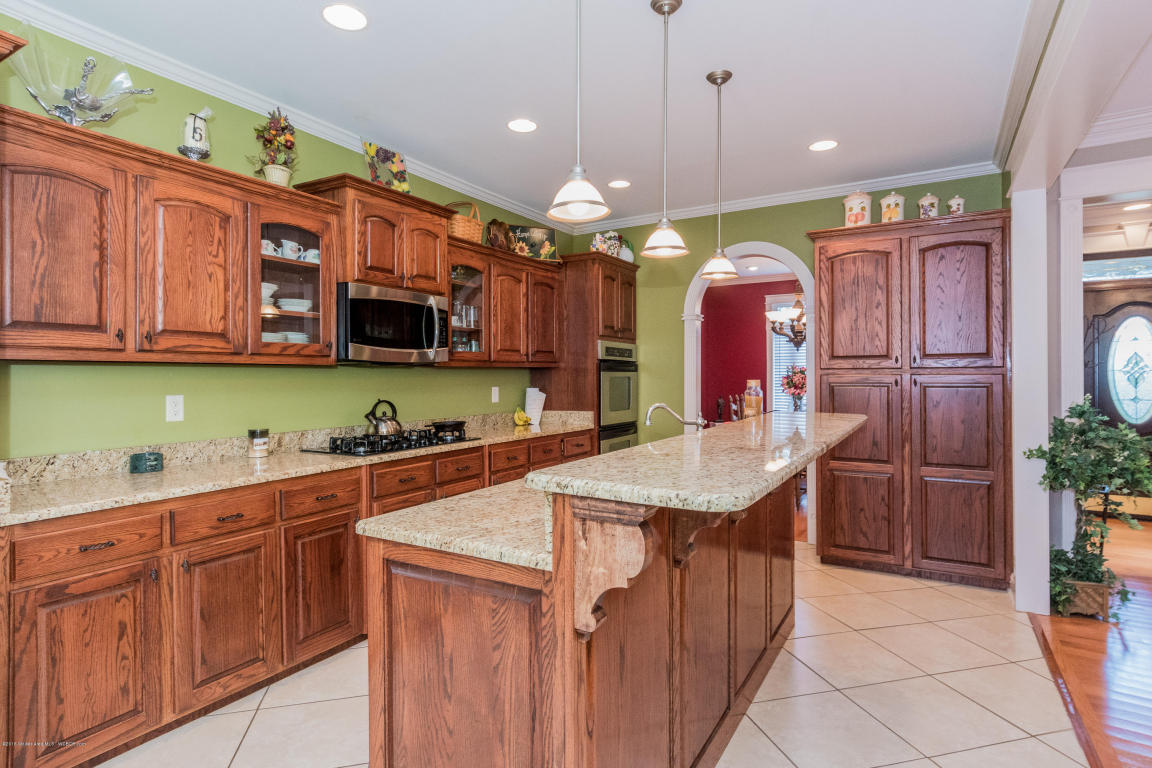637 HAYFIELD Dr, Dora, AL 35062