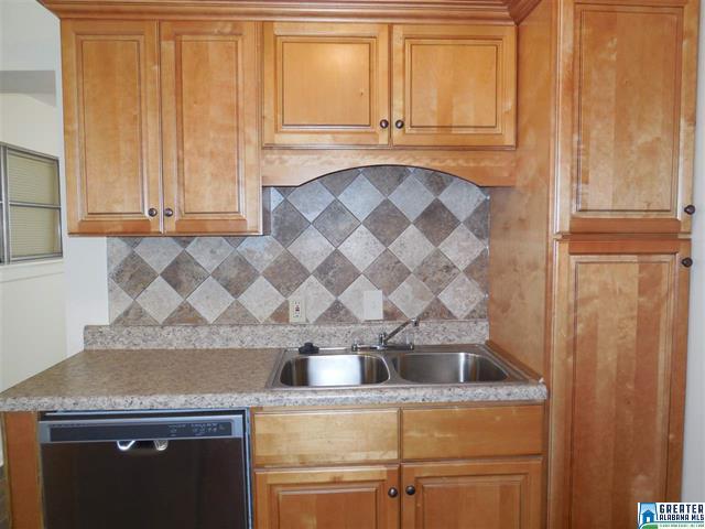 519 62nd St, Fairfield, AL 35064