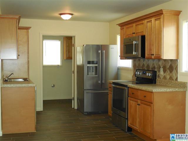519 62nd St, Fairfield, AL 35064
