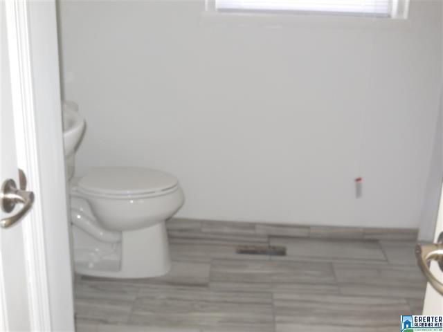 519 62nd St, Fairfield, AL 35064