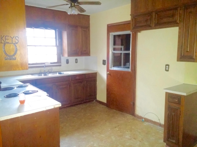 417 Fair Oaks DrFairfield, AL, 35064Jefferson County