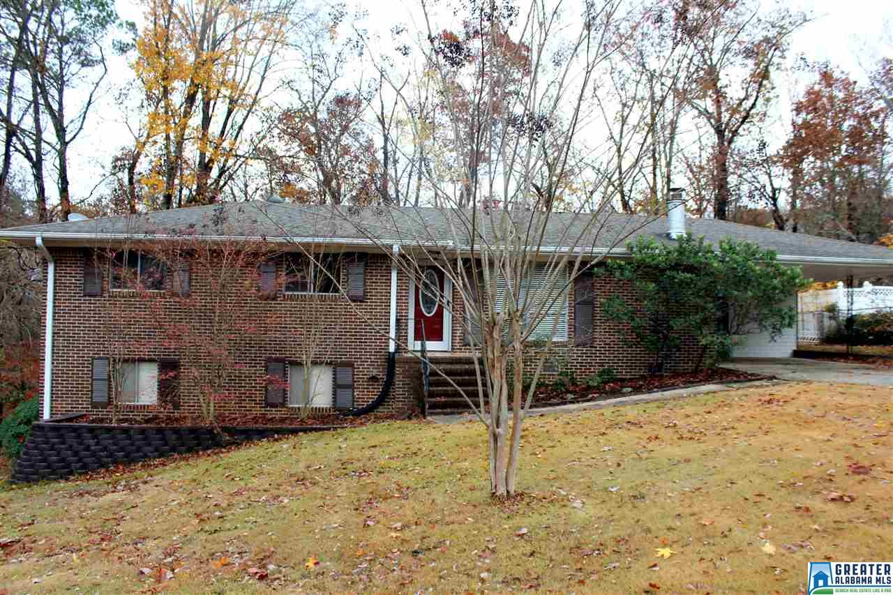 2109 MAPLECREST DR, Fultondale, AL 35068