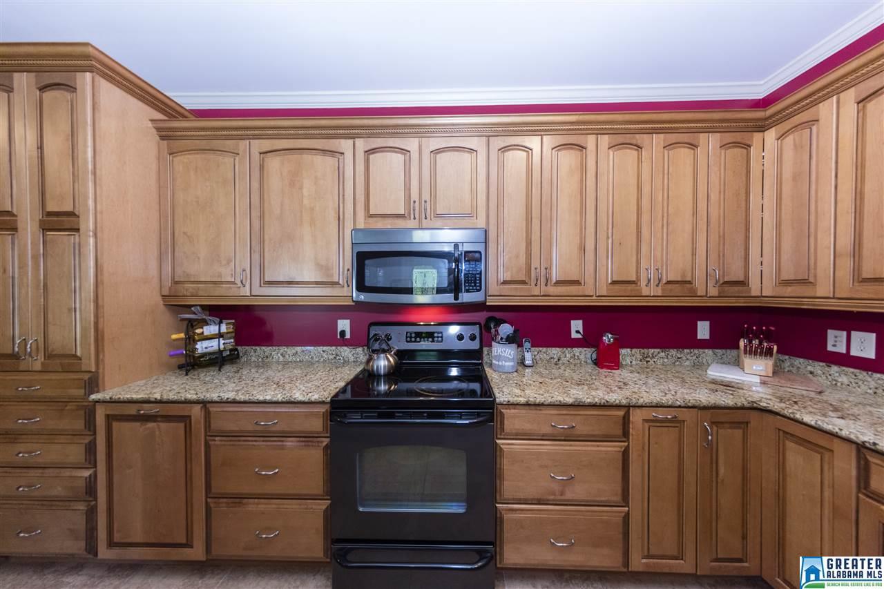 1116 ELLARD RD, Fultondale, AL 35068