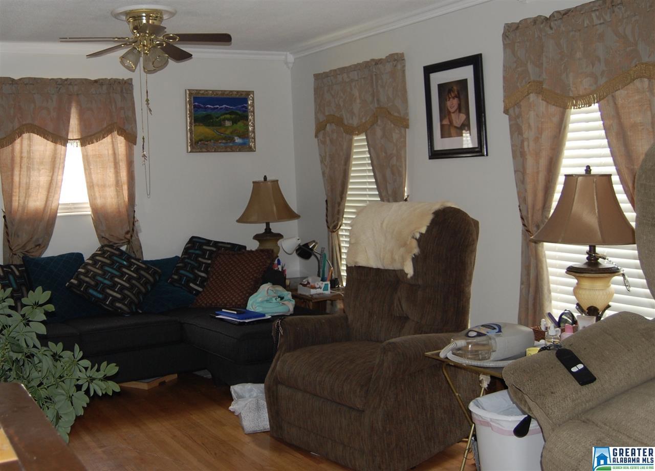 120 SYLVIA DR, Gardendale, AL 35071