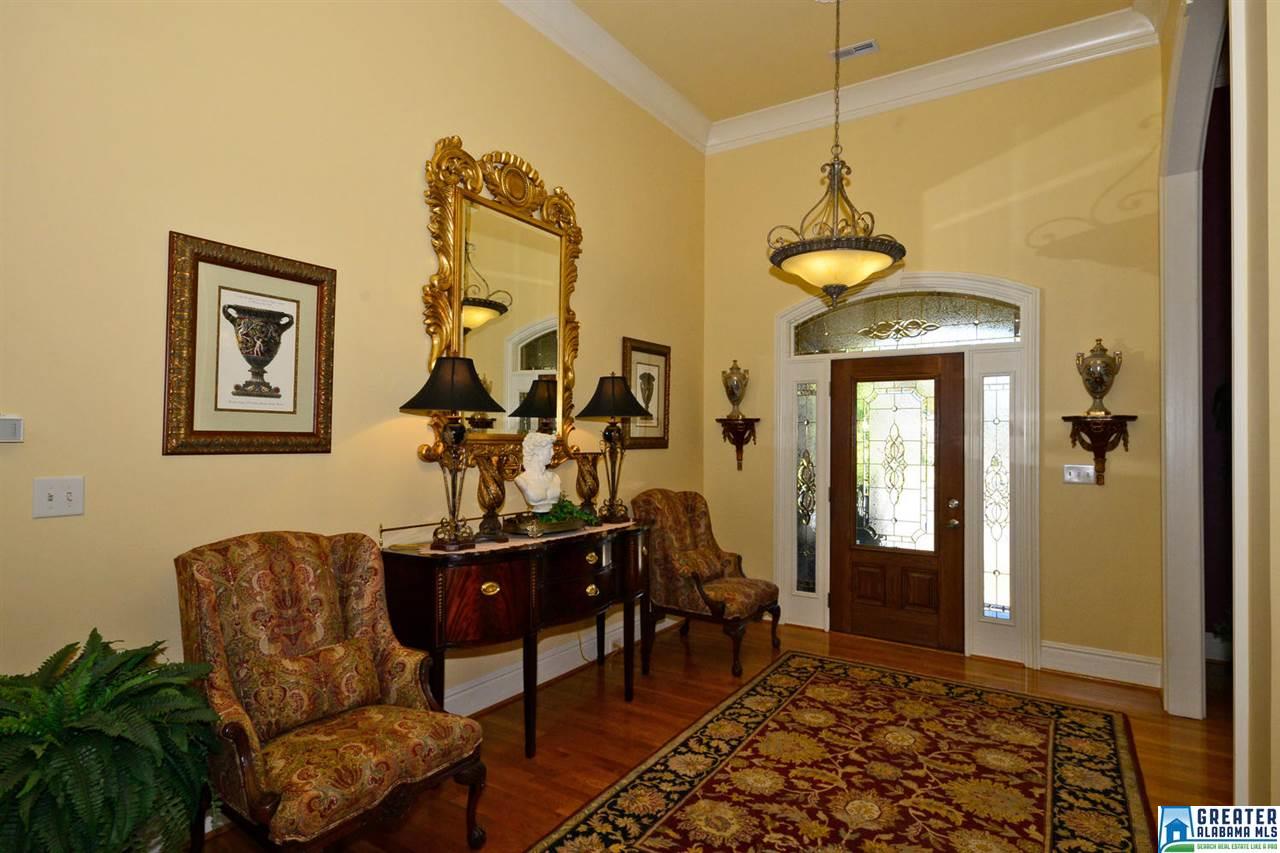 1053 SHORT LEAF CIR, Gardendale, AL 35071