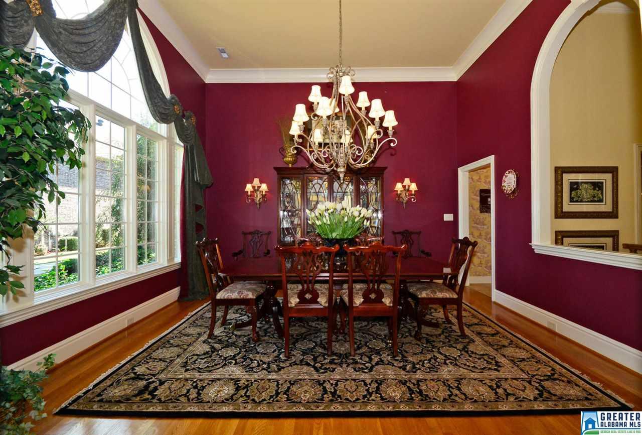 1053 SHORT LEAF CIR, Gardendale, AL 35071