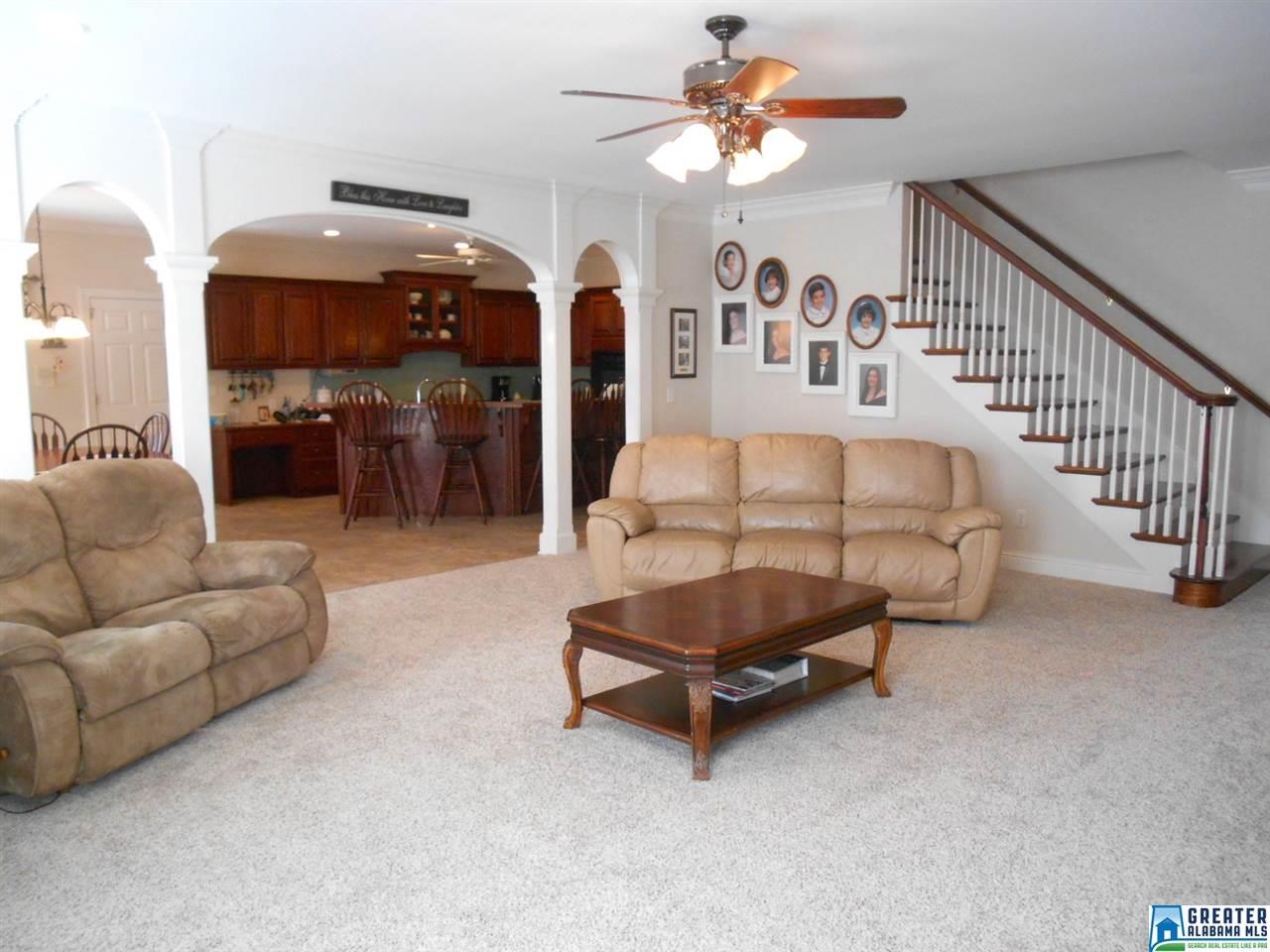 5346 PINE NEEDLE DR, Gardendale, AL 35071