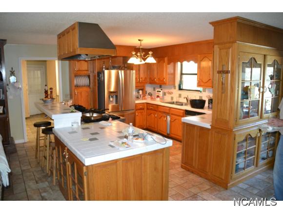 895 COUNTY RD 616, Hanceville, AL 35077