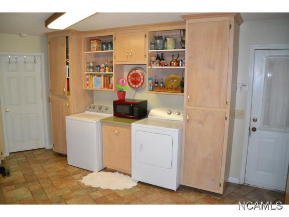 895 COUNTY RD 616, Hanceville, AL 35077