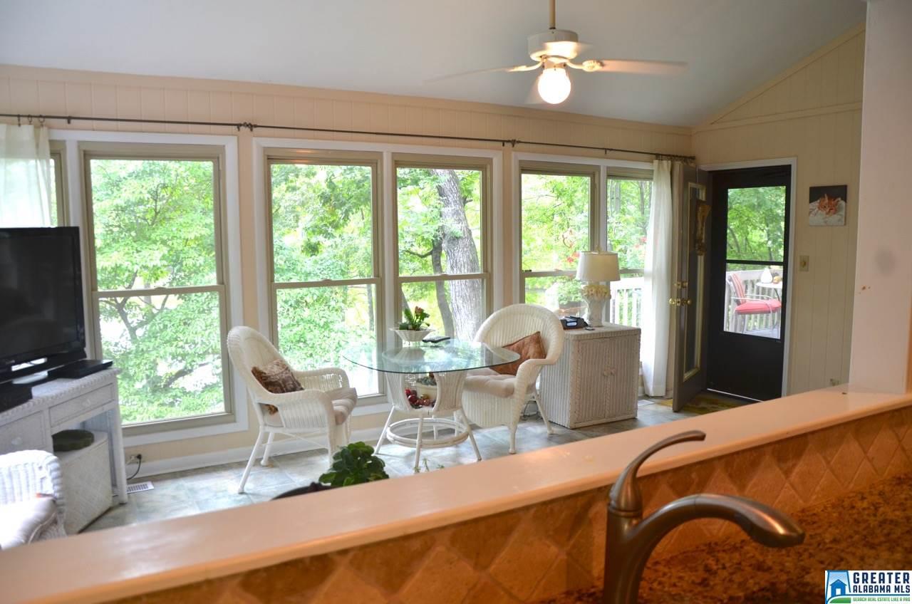 141 DEERWOOD LAKE DR, Chelsea, AL 35078