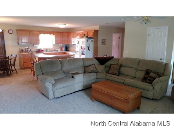 665 CO RD 695, Holly Pond, AL 35083