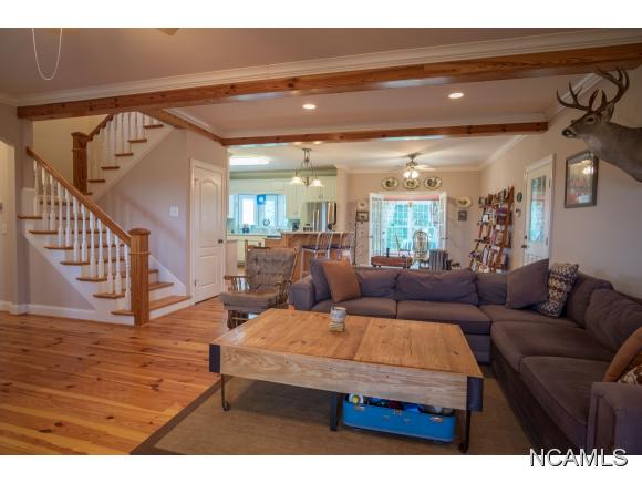 2101 CO RD 1683, Holly Pond, AL 35083