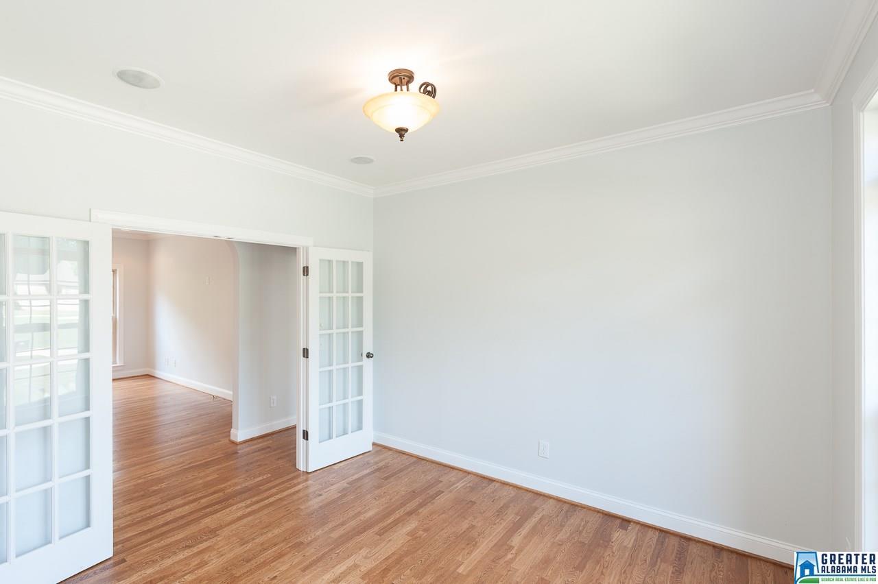 6300 OLD MILL CIR, Leeds, AL 35094