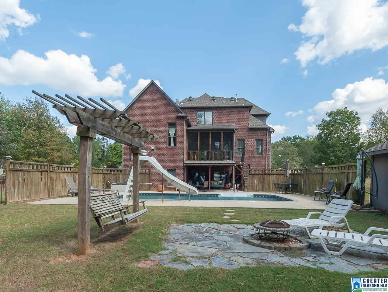 534 STONEYBROOK LN, Leeds, AL 35094
