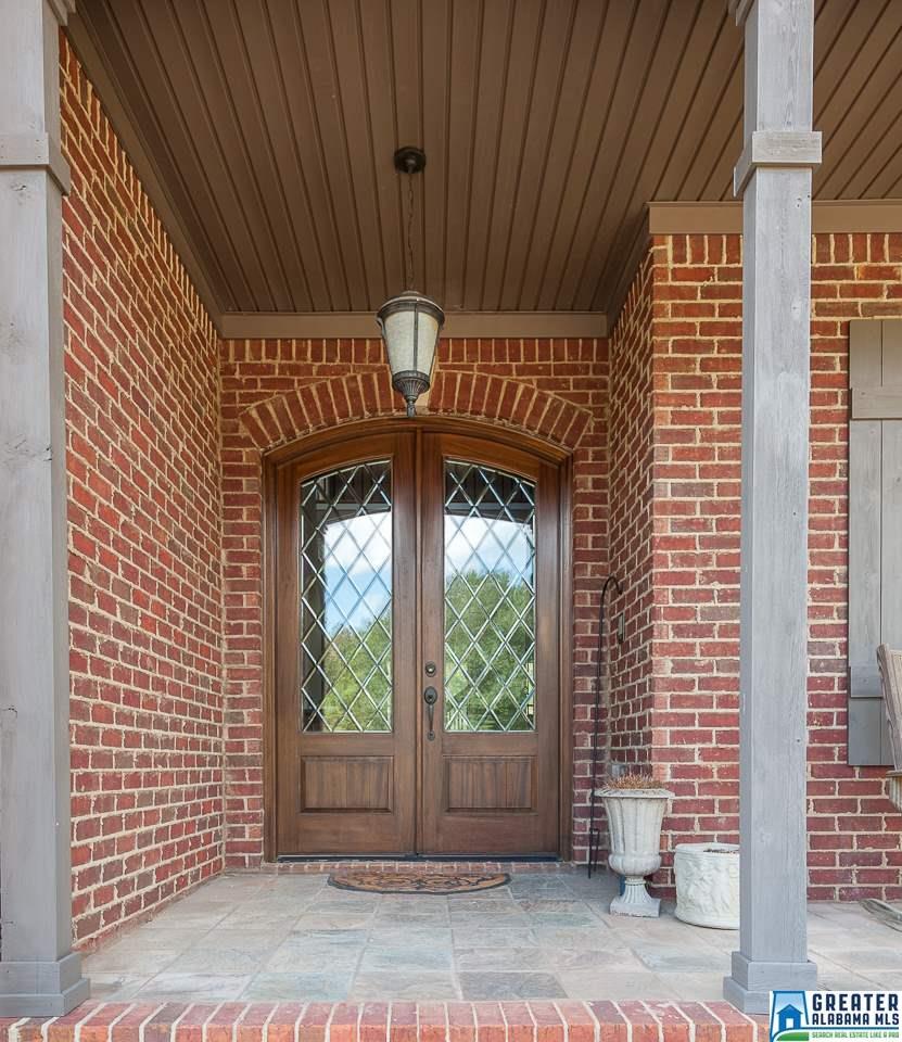 534 STONEYBROOK LN, Leeds, AL 35094