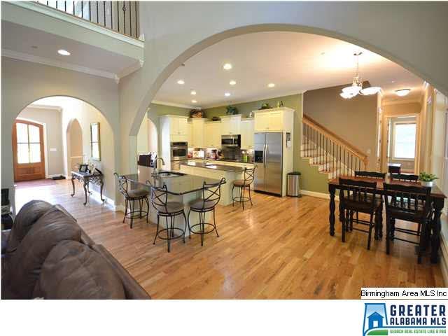124 FOX VALLEY DR, Maylene, AL 35114
