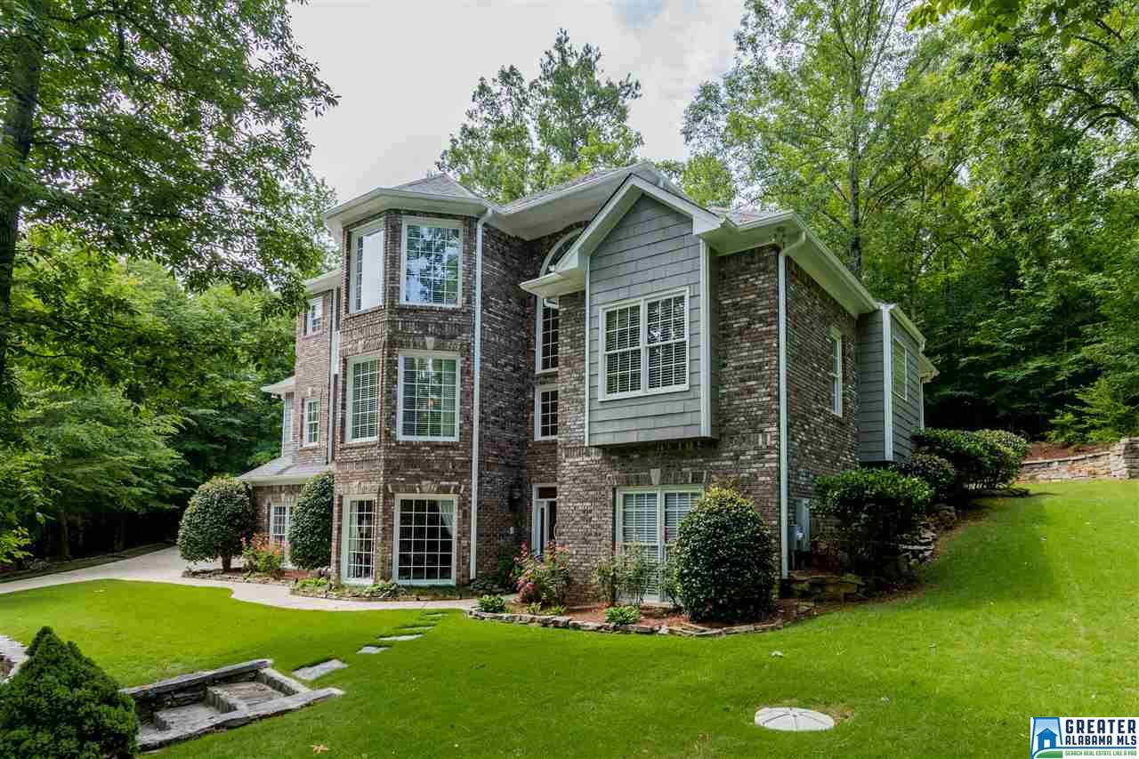 226 ST ANDREWS PKWY, Oneonta, AL 35121
