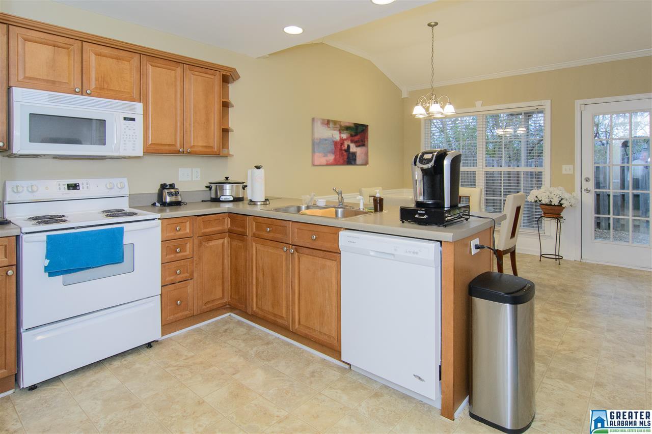 155 HAYESBURY LN, Pelham, AL 35124