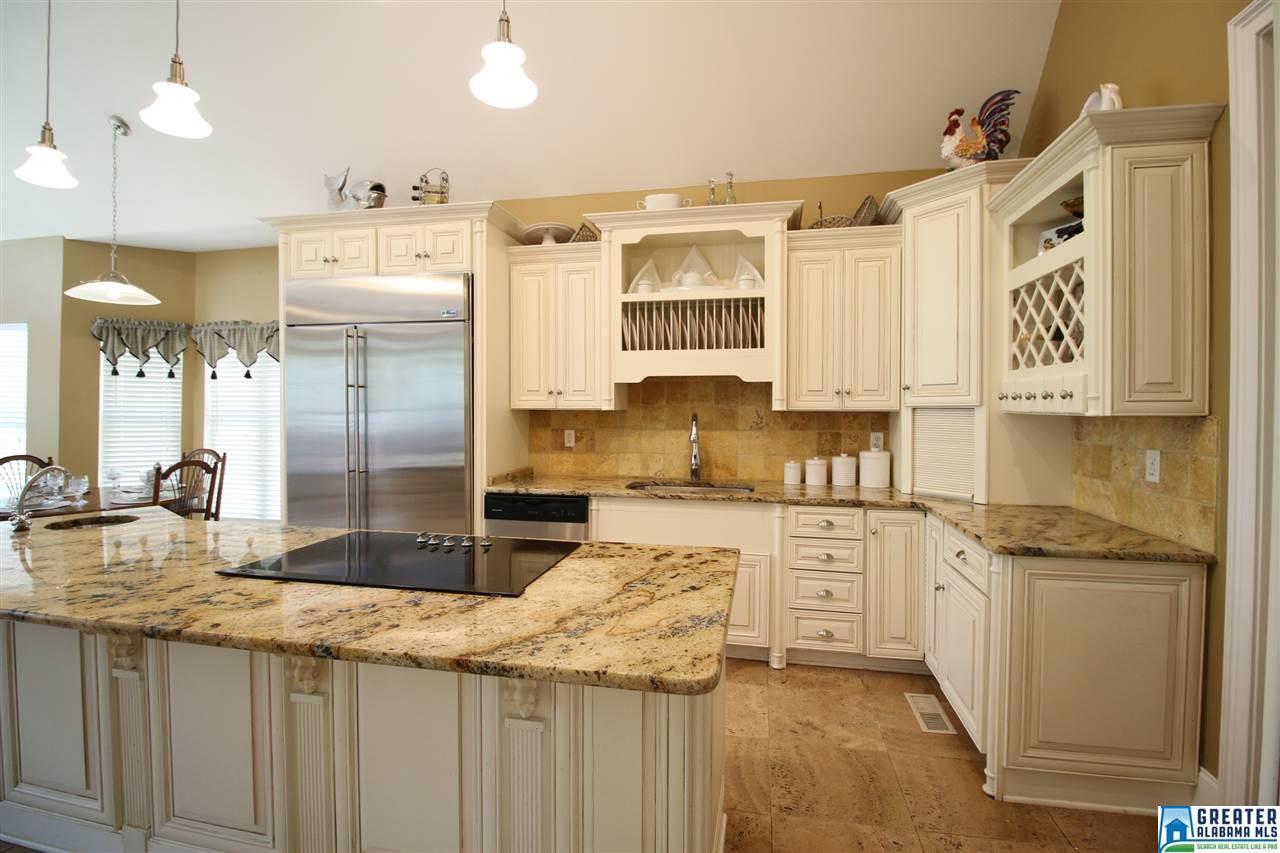 144 KINGS CREST LN, Pelham, AL 35124