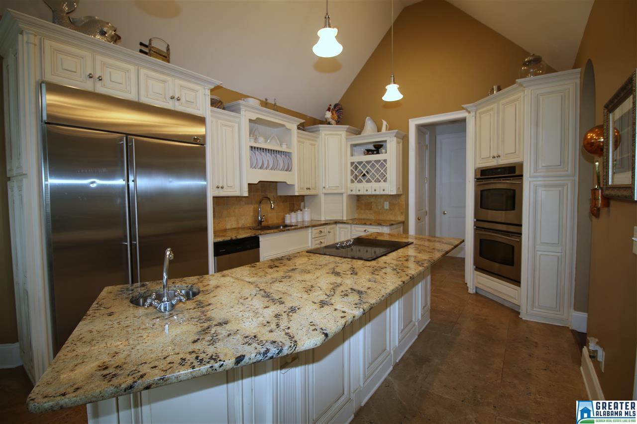 144 KINGS CREST LN, Pelham, AL 35124