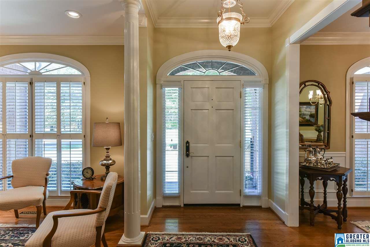 7006 INDIAN RIDGE DR, Indian Springs Village, AL 35124