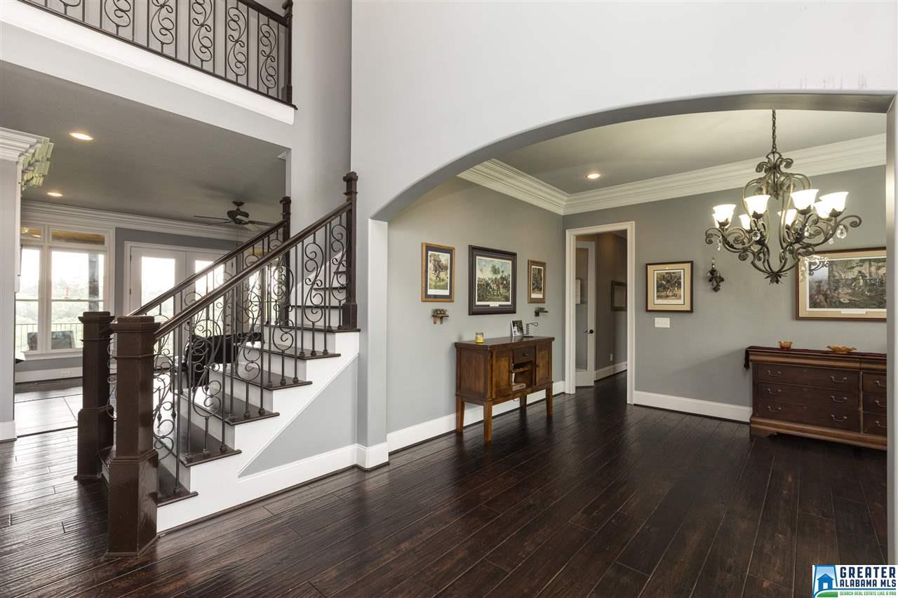 245Kings Crest Ln Ln, Pelham, AL 35124