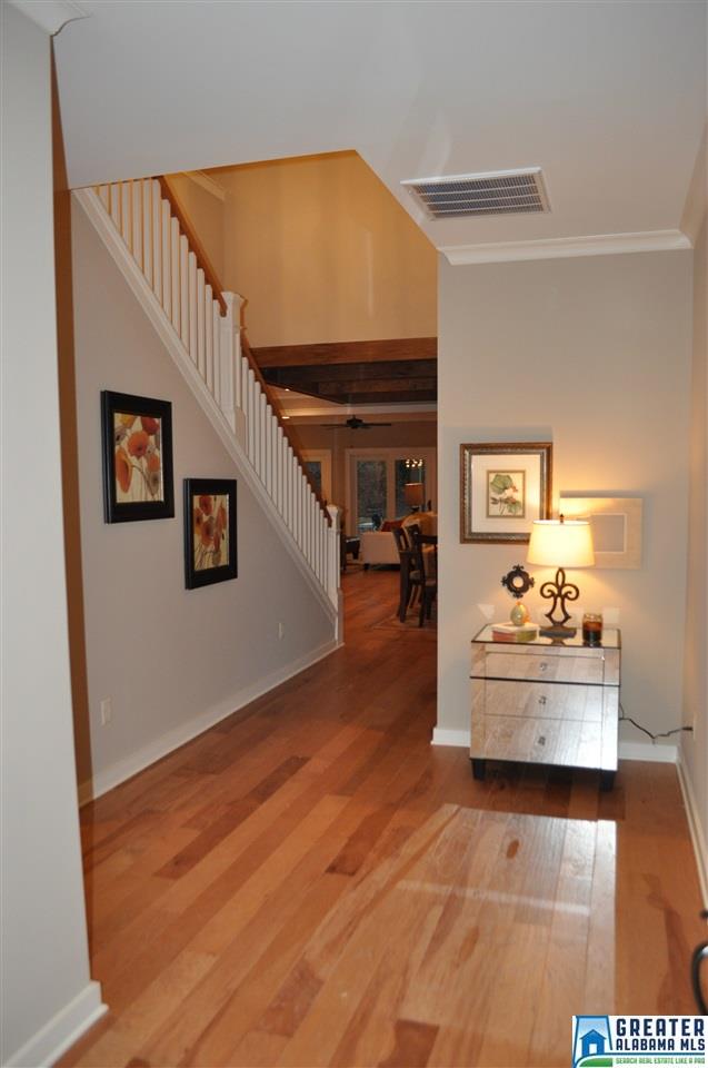 405 GLEN IRIS CIR, Pelham, AL 35124