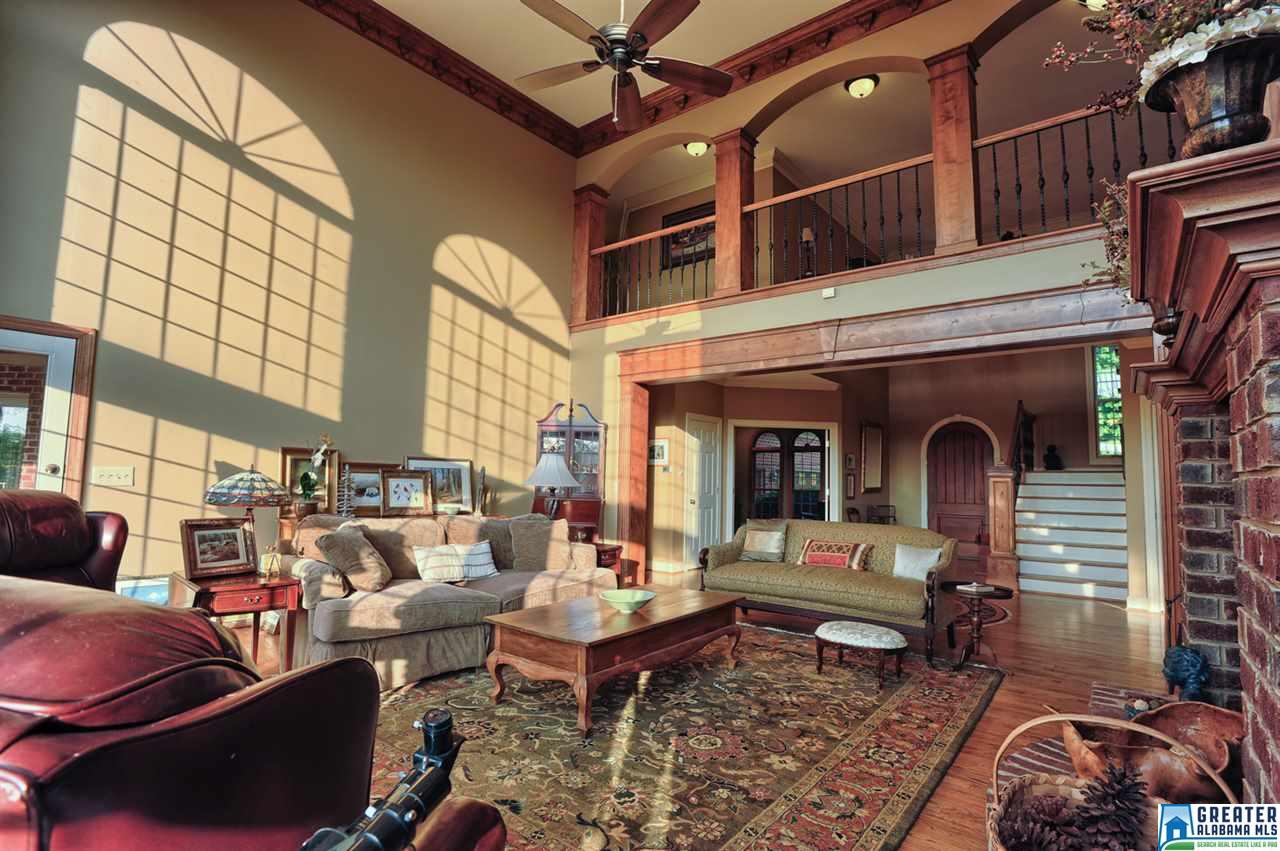 710 SUNSET DR, Pell City, AL 35125