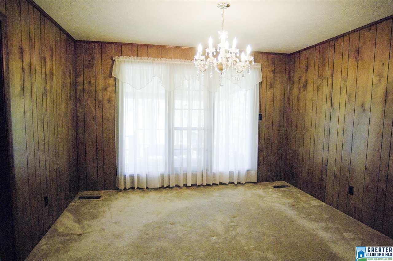 5016 FOREST DR, Pell City, AL 35128