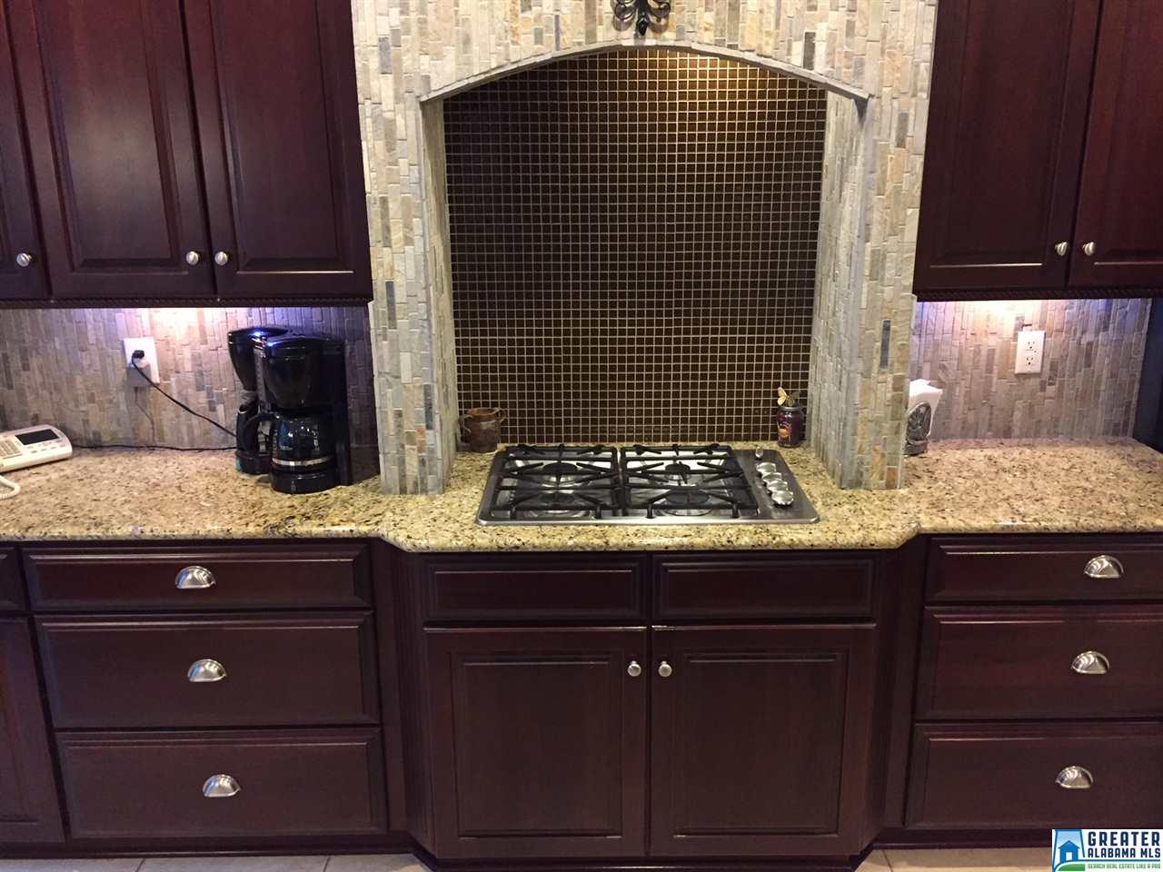 444 EAGLE POINTE DR, Pell City, AL 35128