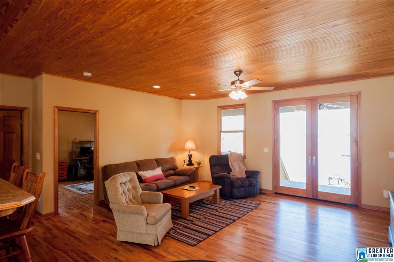 67 MAYS BEND CIR, Pell City, AL 35128