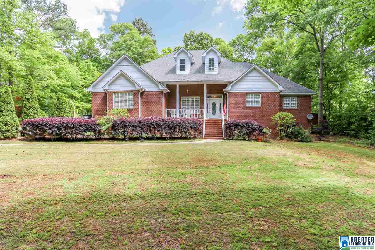 550Eagle Pointe Ln, Pell City, AL 35128