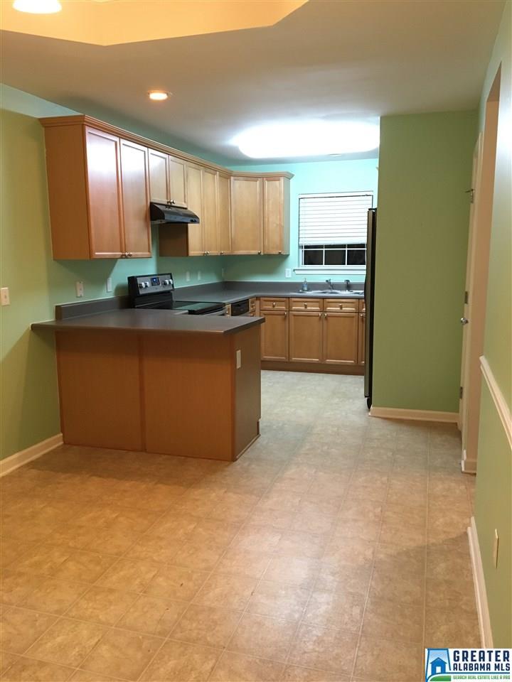 4104 FOREST LAKES RD, Sterrett, AL 35147