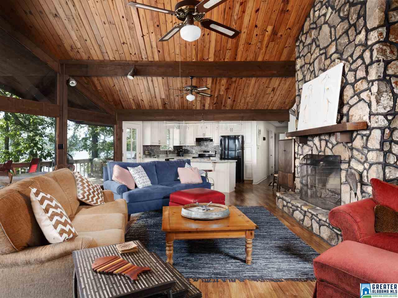 2225 LANDS END RD, Sylacauga, AL 35151