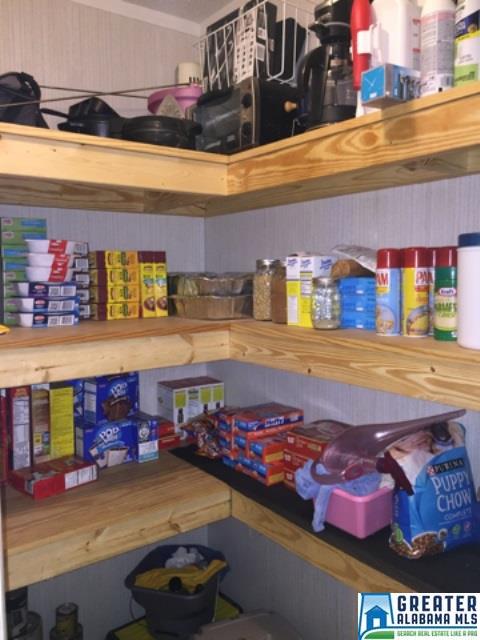 180Tyler Ln, Talladega, AL 35160