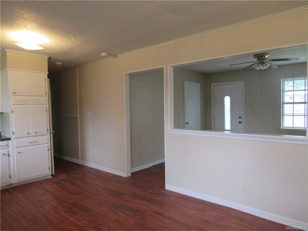 80 Lincoln Street W, Thorsby, AL 35171