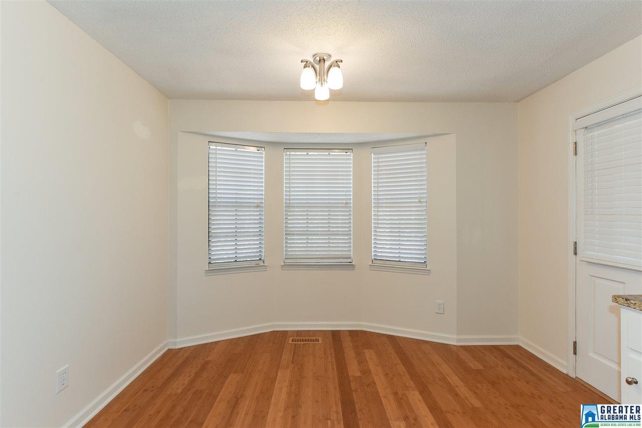 6836 MARKHAM DR, Trussville, AL 35173