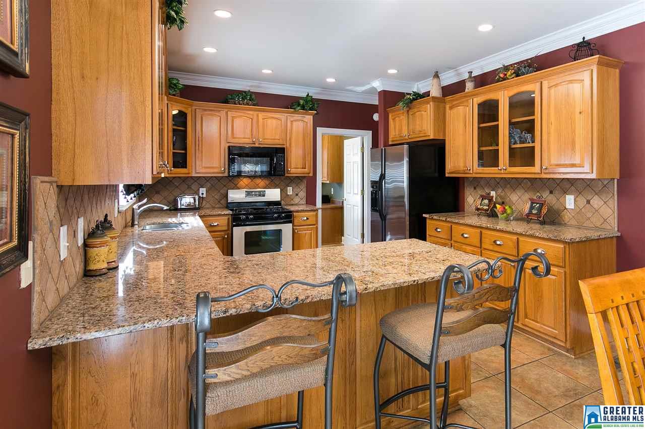 8151 WILLOWBROOK TERR, Trussville, AL 35173