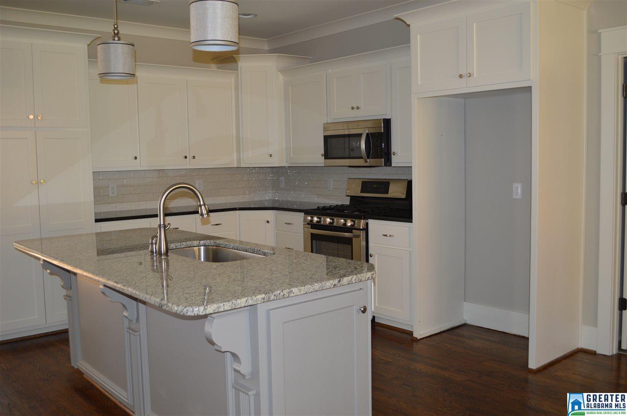8016 BALLARD PL, Trussville, AL 35173