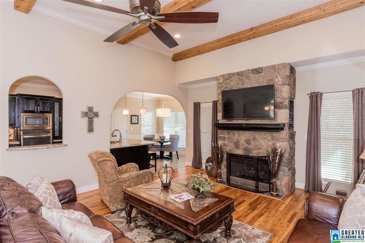 7040 FOX CREEK DR, Trussville, AL 35173