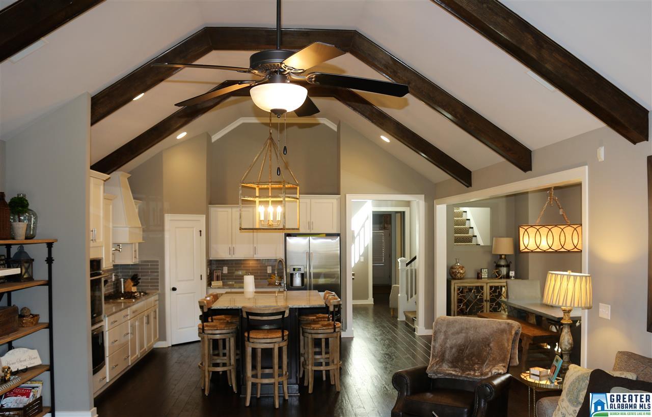 5184 CRUISE ST, Trussville, AL 35173