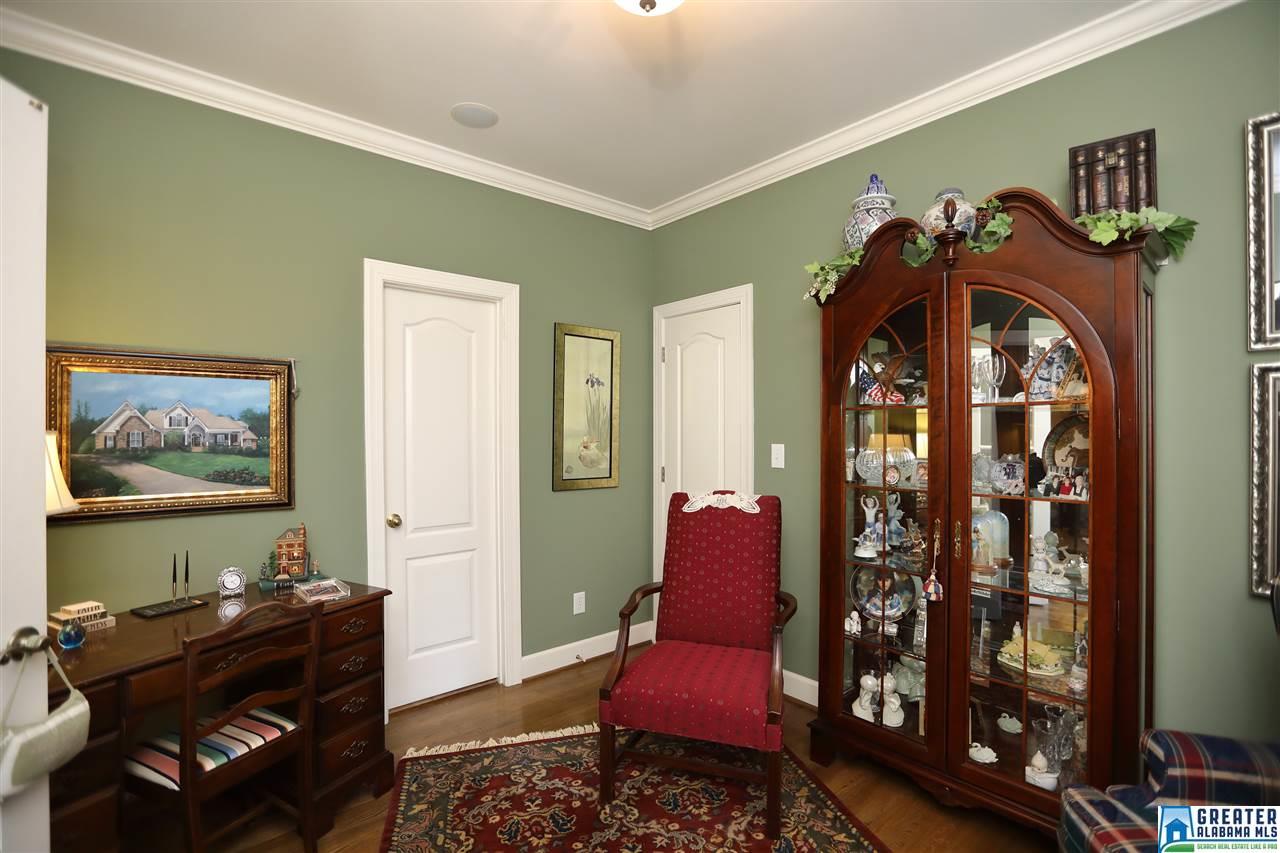 135 YVONNE ST, Trussville, AL 35173