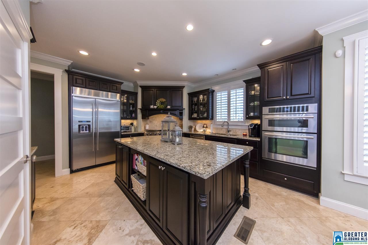 8202 CARRINGTON DR, Trussville, AL 35173