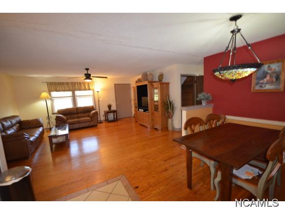 55TILLERY RD, Vinemont, AL 35179