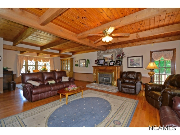 28 CO RD 1335, Vinemont, AL 35179
